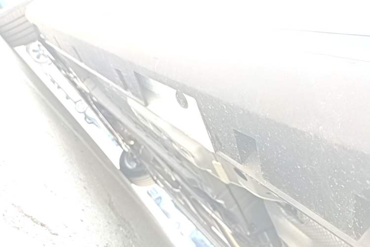 Used Geely Auto Emgrand 2026 Model 5th Generation 1.5T DCT Prestige Edition Left Side Sill