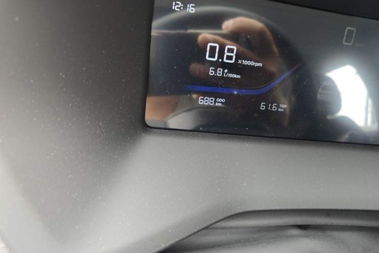 Used Geely Auto Emgrand 2026 Model 4th Generation 4 Millionth Anniversary Edition 1.5L Manual Overdrive Edition Odometer Close Up