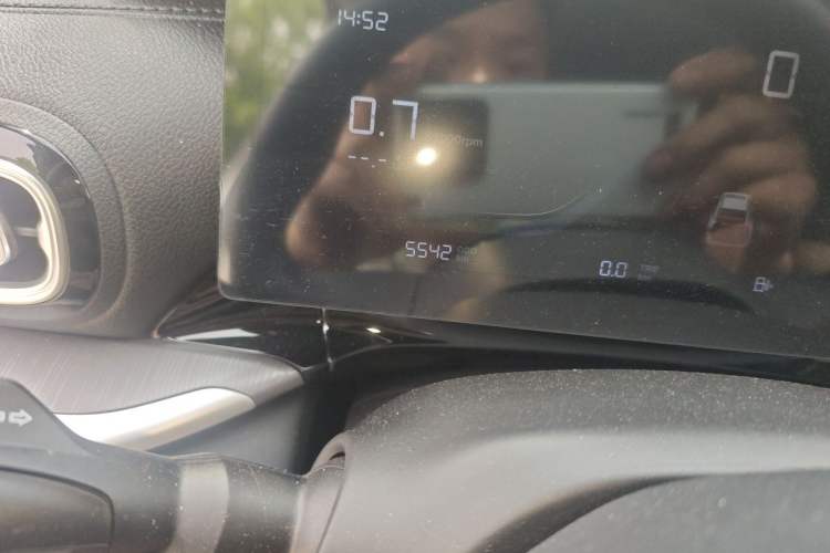 Used Geely Auto Emgrand 2026 Model 5th Generation 1.5L CVT Luxury Edition Odometer Close Up