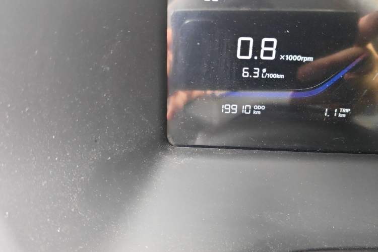 Used Geely Auto Emgrand 2026 Model 4th Generation 4 Millionth Anniversary Model 1.5L CVT Starry Edition Odometer Close Up