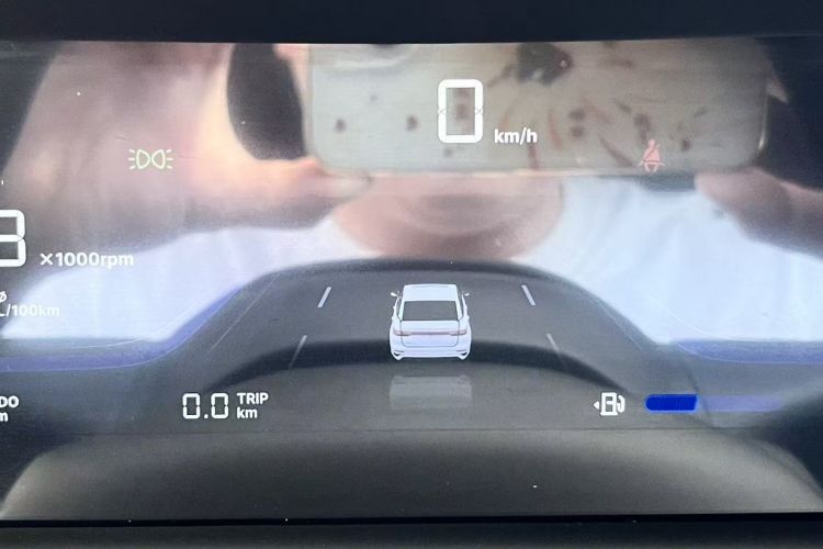 Used Geely Auto Emgrand 2026 Model 4th Generation 4 Millionth Anniversary Model 1.5L CVT Starry Edition Odometer Close Up