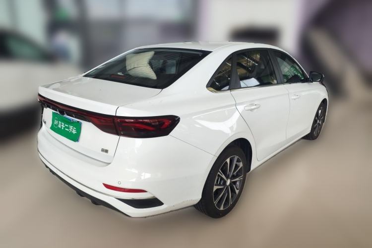 Used Geely Auto Emgrand 2026 Model 4th Generation 4 Millionth Anniversary Edition 1.5L CVT Feiyue Edition Rear Right 45 Deg