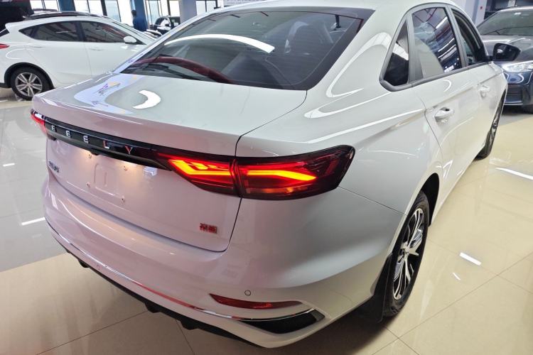 Used Geely Auto Emgrand 2026 Model 4th Generation 4 Millionth Anniversary Edition 1.5L Manual Overdrive Edition Rear Right 45 Deg