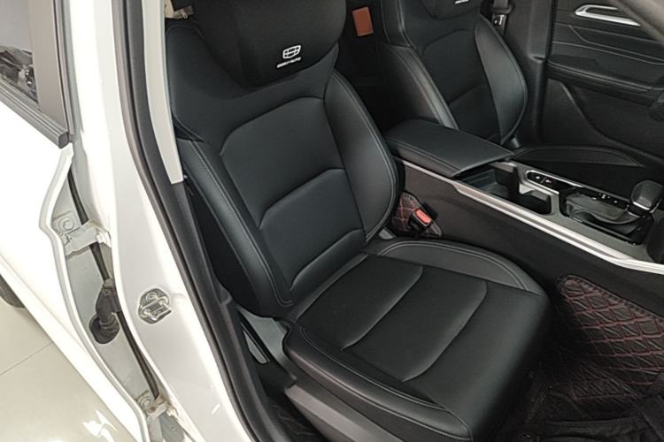 Used Geely Auto Emgrand 2026 Model 4th Generation 4 Millionth Anniversary Edition 1.5L CVT Overdrive Edition Right Front Seat