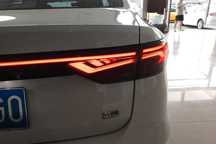 Used Geely Auto Emgrand 2026 Model 4th Generation 4 Millionth Anniversary Edition 1.5L CVT Overdrive Edition Right Rear Taillight