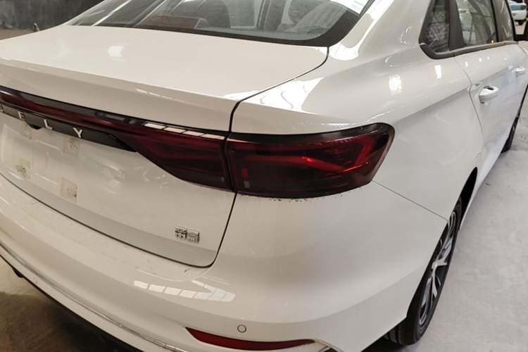 Used Geely Auto Emgrand 2026 Model 4th Generation 4 Millionth Anniversary Edition 1.5L CVT Overdrive Edition Right Rear Taillight