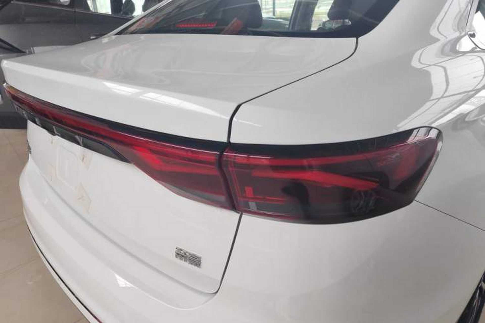 Used Geely Auto Emgrand 2026 Model 4th Generation 4 Millionth Anniversary Edition 1.5L CVT Feiyue Edition Right Rear Taillight