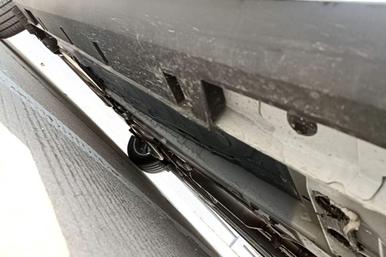 Used Geely Auto Emgrand 2026 Model 5th Generation 1.5T DCT Prestige Edition Right Side Sill