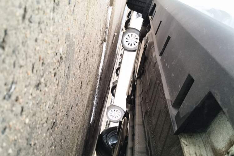 Used Geely Auto Emgrand 2026 Model 5th Generation 1.5L CVT Prestige Edition Right Side Sill