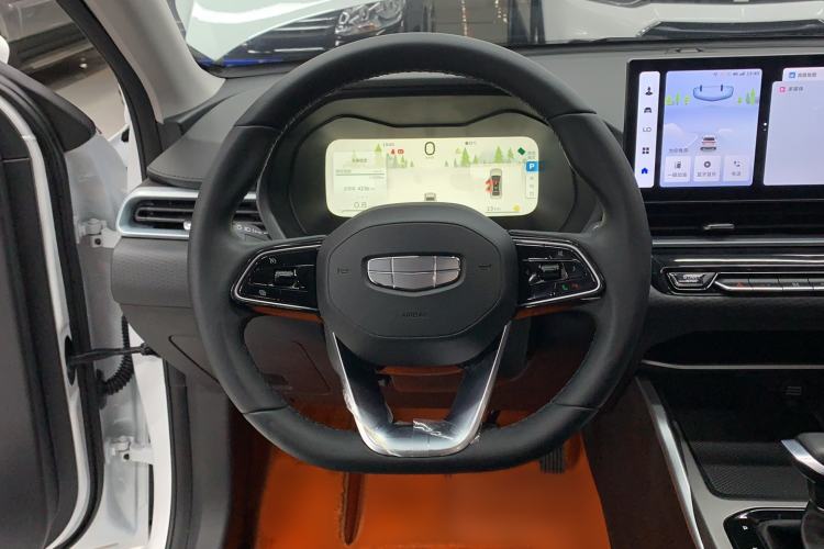 Used Geely Auto Emgrand 2026 Model 4th Generation 4 Millionth Anniversary Edition 1.5L CVT Feiyue Edition Steering Wheel