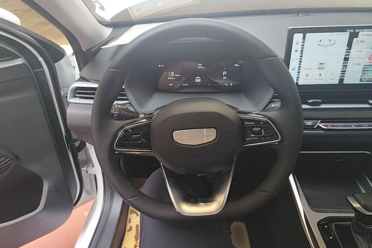 Used Geely Auto Emgrand 2026 Model 4th Generation 4 Millionth Anniversary Edition 1.5L CVT Overdrive Edition Steering Wheel