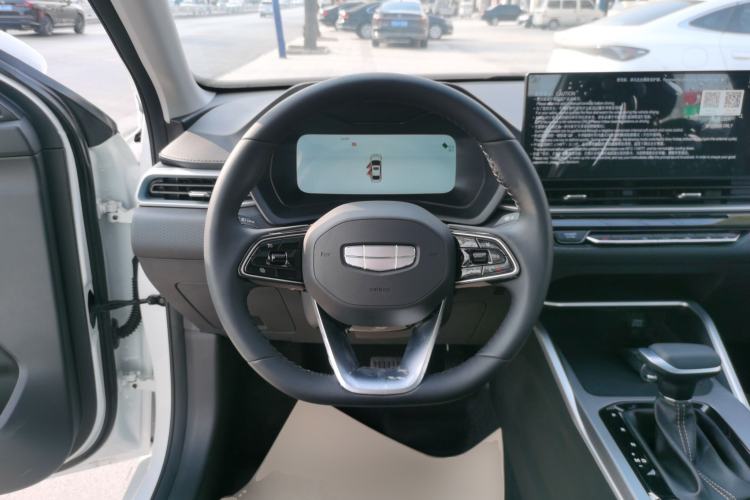 Used Geely Auto Emgrand 2026 Model 4th Generation 4 Millionth Anniversary Edition 1.5L CVT Feiyue Edition Steering Wheel