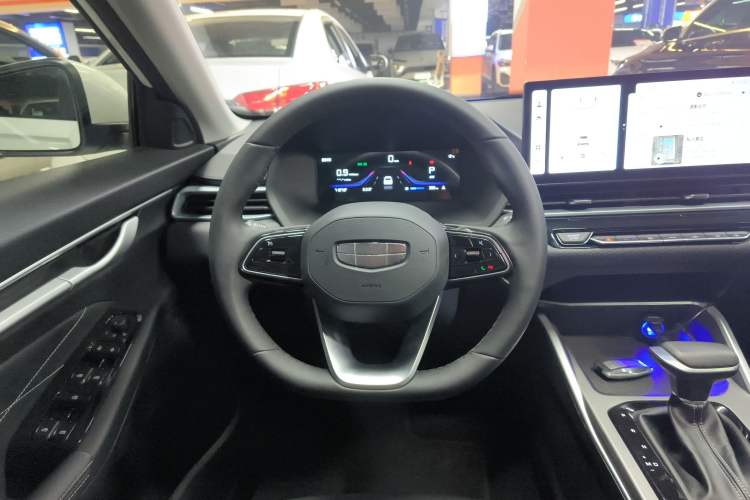 Used Geely Auto Emgrand 2026 Model 4th Generation 4 Millionth Anniversary Edition 1.5L CVT Overdrive Edition Steering Wheel