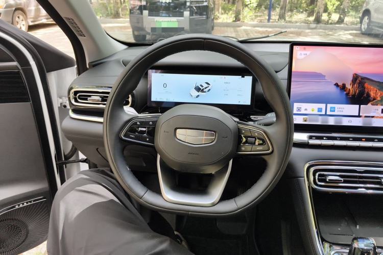 Used Geely Auto Emgrand 2026 Model 5th Generation 1.5T DCT Prestige Edition Steering Wheel
