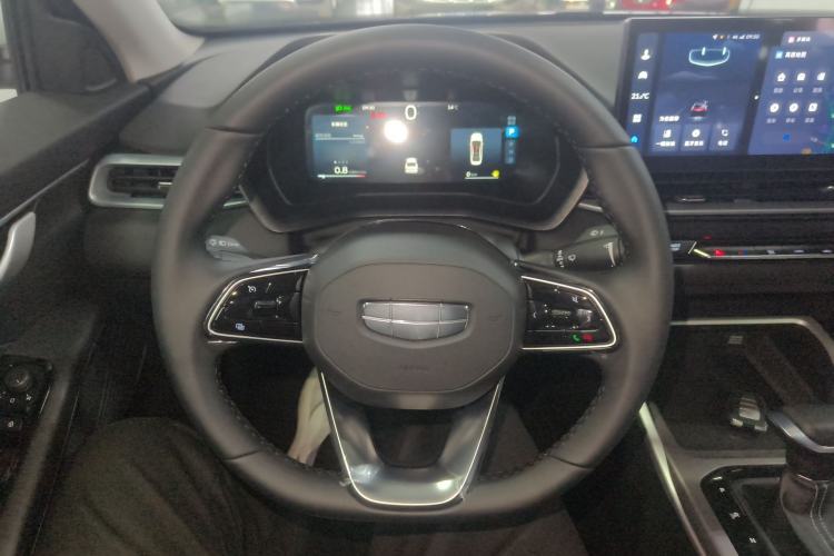 Used Geely Auto Emgrand 2026 Model 4th Generation 4 Millionth Anniversary Edition 1.5L CVT Feiyue Edition Steering Wheel