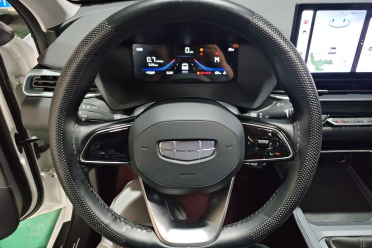 Used Geely Auto Emgrand 2026 Model 4th Generation 4 Millionth Anniversary Edition 1.5L Manual Overdrive Edition Steering Wheel