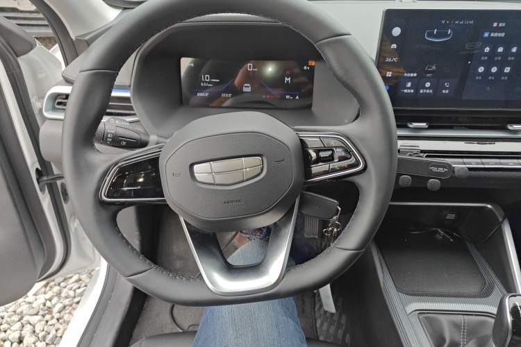 Used Geely Auto Emgrand 2026 Model 4th Generation 4 Millionth Anniversary Edition 1.5L Manual Overdrive Edition Steering Wheel