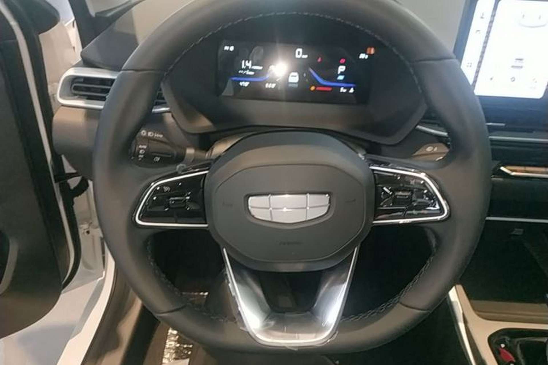 Used Geely Auto Emgrand 2026 Model 4th Generation 4 Millionth Anniversary Edition 1.5L CVT Overdrive Edition Steering Wheel