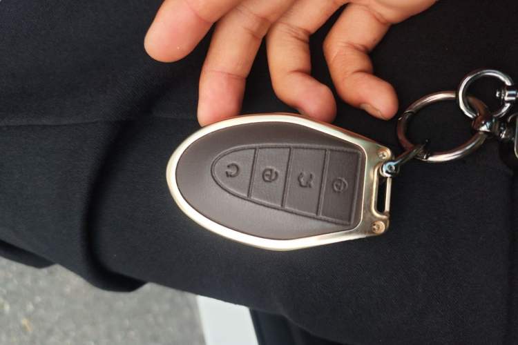 Used Geely Auto Emgrand 2026 Model 5th Generation 1.5L CVT Prestige Edition Vehicle Key