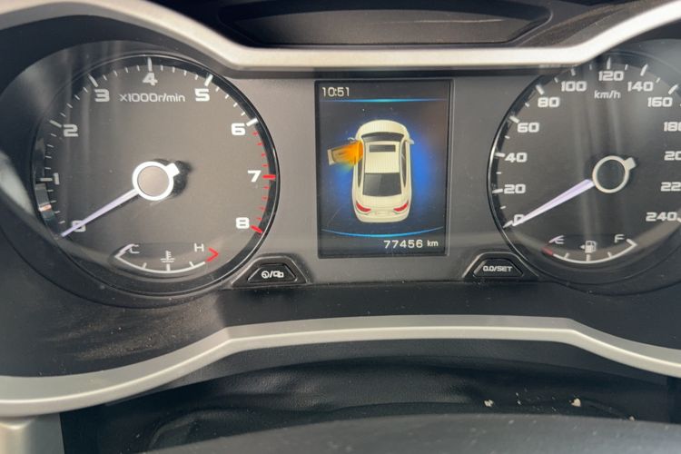 Used Geely Auto Emgrand GL 2017 1.8L DCT Elite Model Odometer Close Up