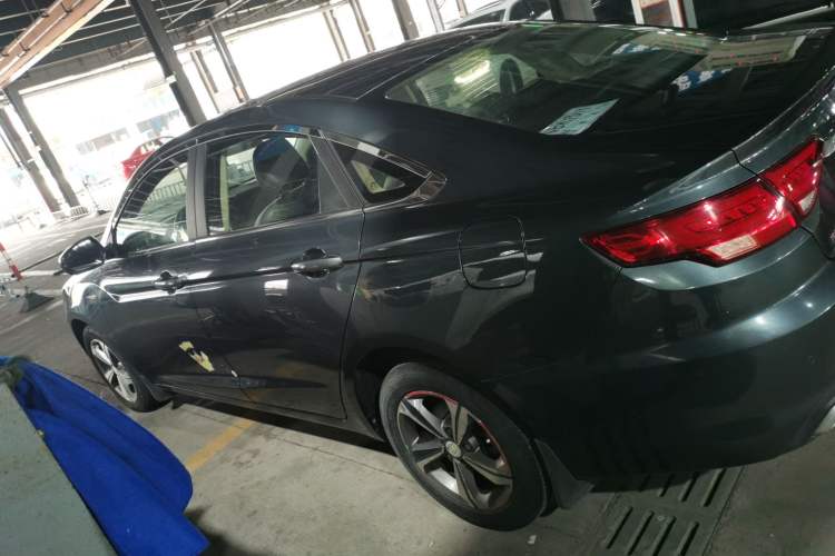 Used Geely Auto Emgrand GL 2018 1.4T DCT Elite Smart Connectivity Version Exterior 3