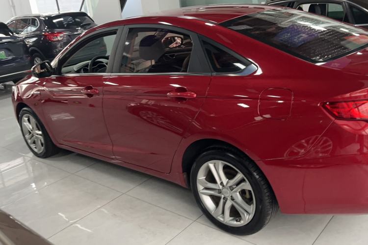 Used Geely Auto Emgrand GL 2017 1.3T DCT Luxury Model Exterior 2
