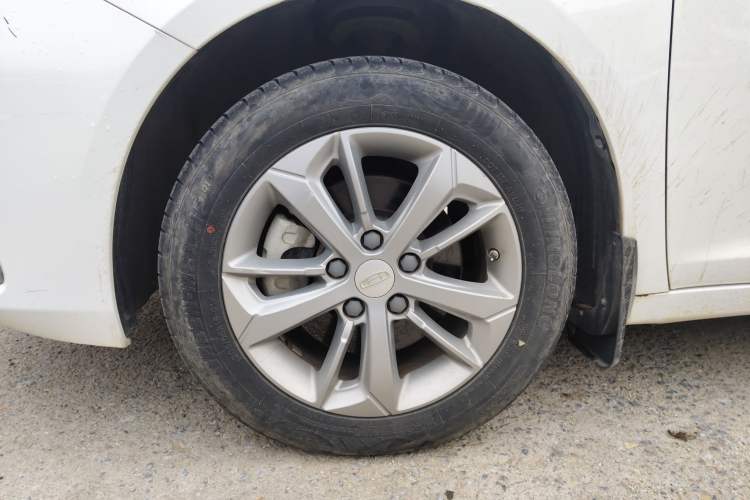 Used Geely Auto Emgrand GL 2020 1.4T Manual Luxury Model Exterior 7