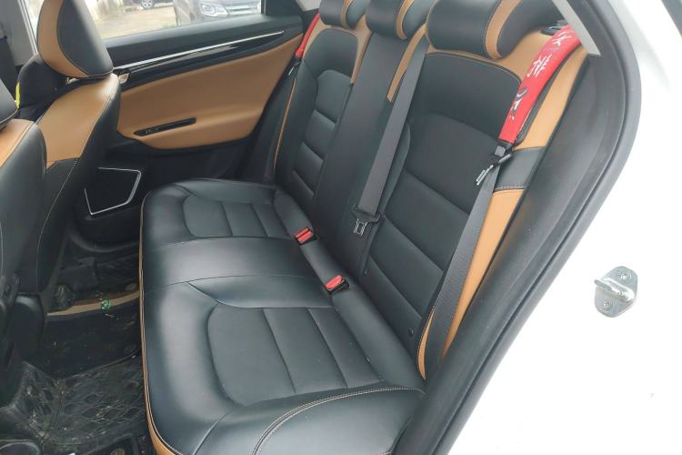 Used Geely Auto Emgrand GL 2020 1.4T Manual Luxury Model Interior 4