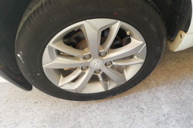 Used Geely Auto Emgrand GL 2021 UP 1.4T Manual LingShang Model Right Rear Wheel Hub