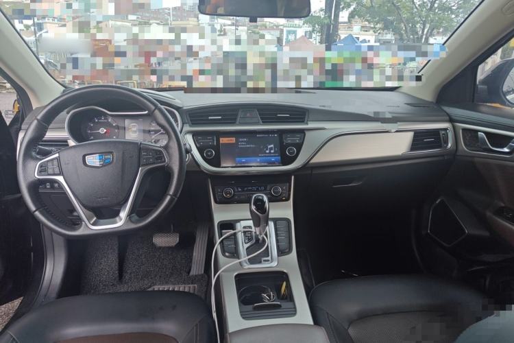 Used Geely Auto Emgrand GL 2017 1.3T DCT Luxury Model Center Console