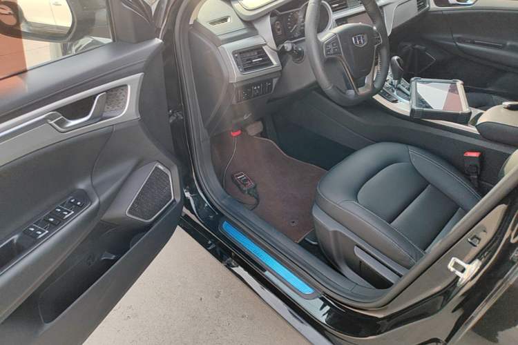 Used Geely Auto Emgrand GL 2017 1.3T DCT Elite Model Driver Seat