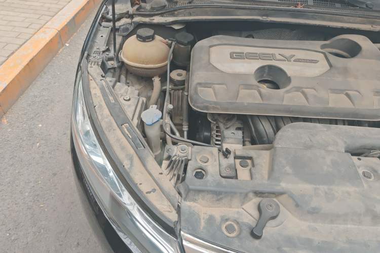 Used Geely Auto Emgrand GL 2017 1.8L DCT Elite Model Engine Bay Right