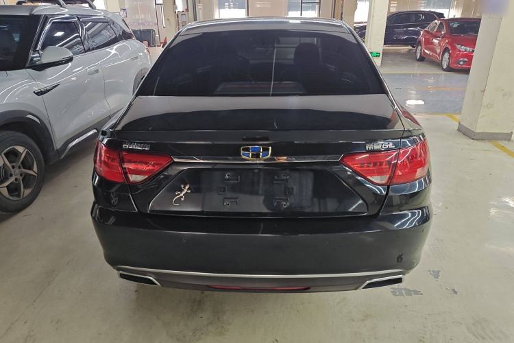 Used Geely Auto Emgrand GL 2017 1.8L Manual Elite Model Exterior 4