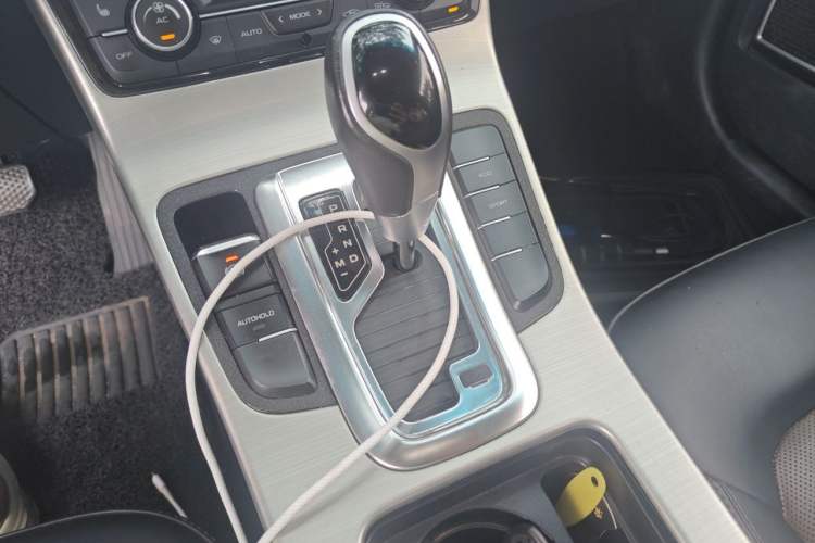 Used Geely Auto Emgrand GL 2017 1.3T DCT Luxury Model Gear Lever