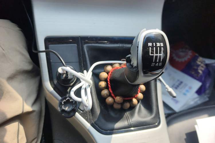 Used Geely Auto Emgrand GL 2017 1.8L Manual Elite Model Gear Lever