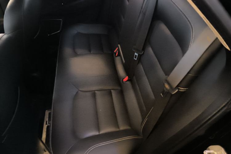 Used Geely Auto Emgrand GL 2017 1.8L DCT Elite Model Interior 4