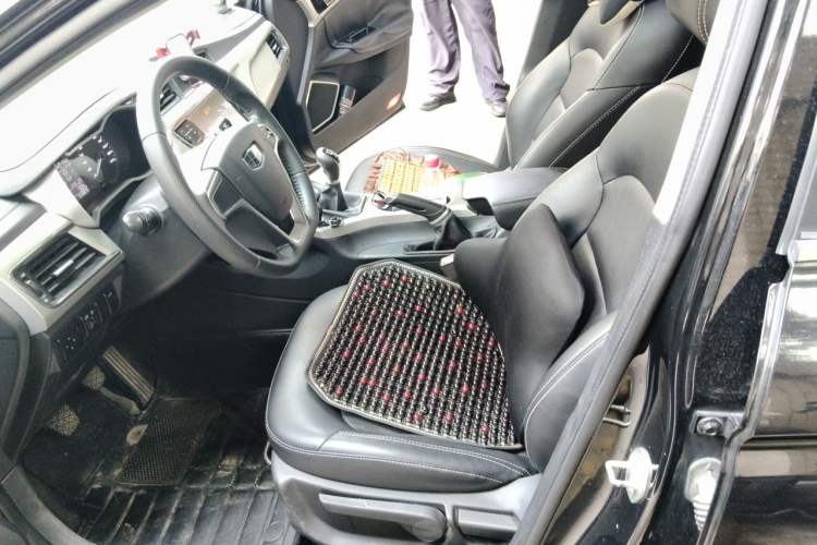 Used Geely Auto Emgrand GL 2017 1.3T Manual Elite Model Left Front Seat