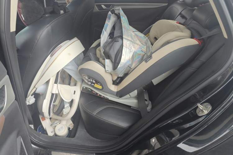 Used Geely Auto Emgrand GL 2017 1.3T DCT Luxury Model Left Rear Seat