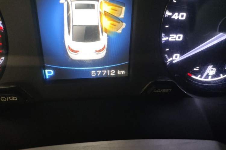 Used Geely Auto Emgrand GL 2017 1.8L DCT Elite Model Odometer Close Up