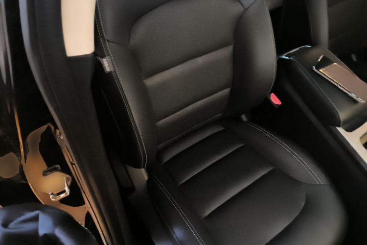 Used Geely Auto Emgrand GL 2017 1.8L DCT Elite Model Right Front Seat