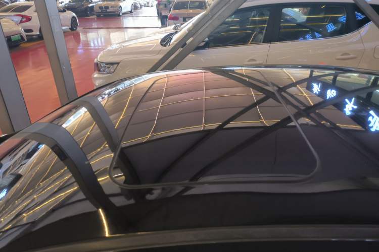 Used Geely Auto Emgrand GL 2017 1.8L DCT Elite Model Roof