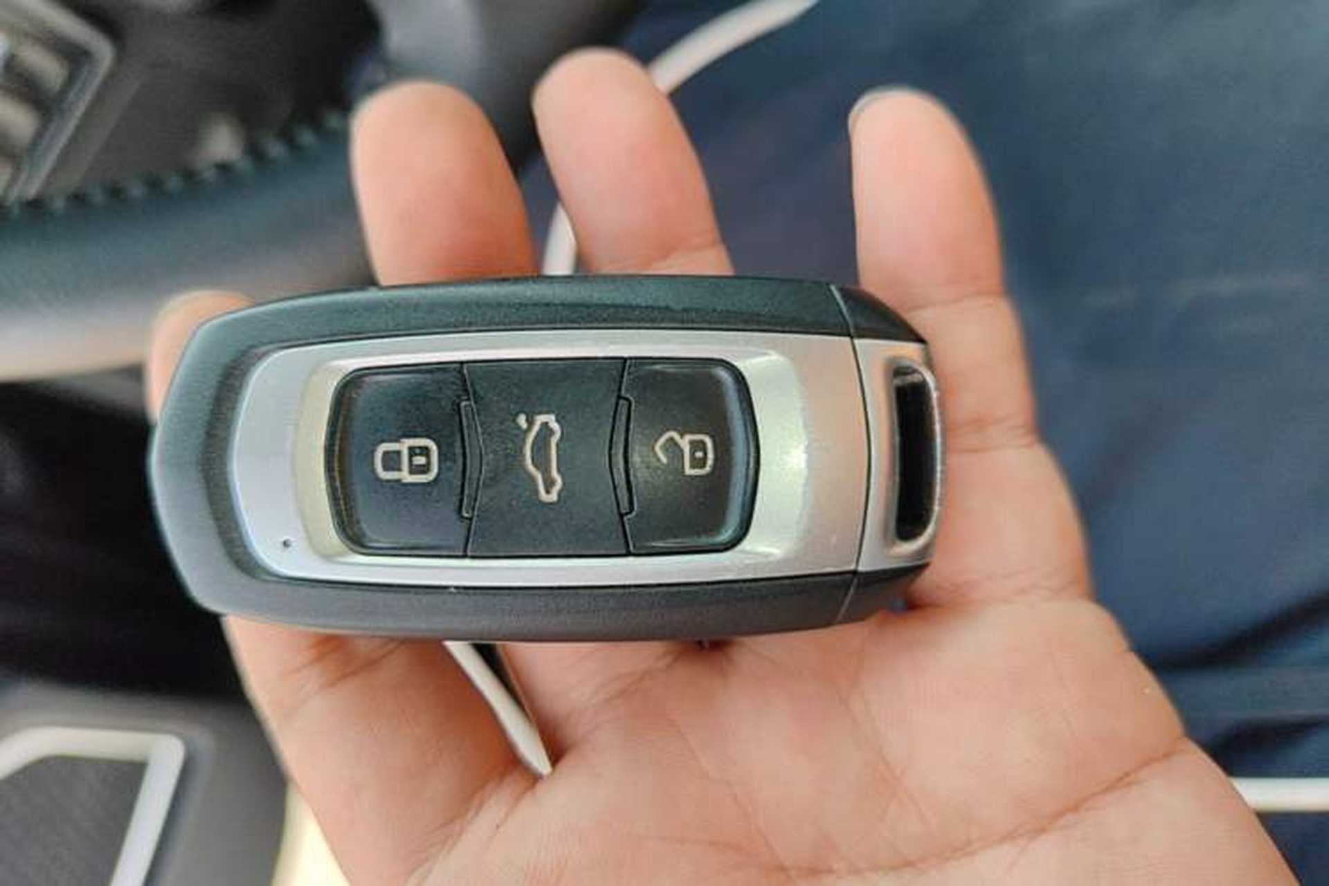 Used Geely Auto Emgrand GL 2017 1.3T DCT Elite Model Vehicle Key