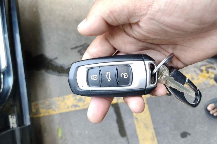 Used Geely Auto Emgrand GL 2017 1.3T Manual Elite Model Vehicle Key