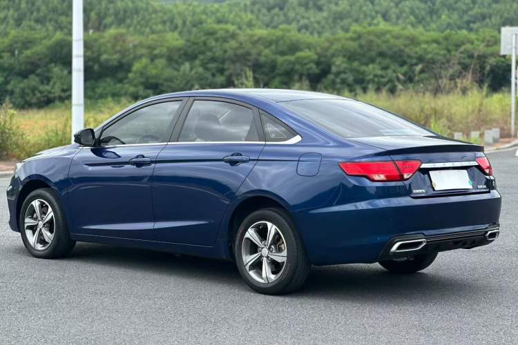 Used Geely Auto Emgrand GL 2017 1.8L DCT Elite Model Exterior 3
