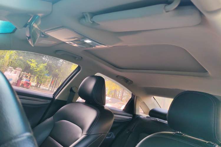 Used Geely Auto Emgrand GL 2017 1.8L DCT Elite Model Headliner
