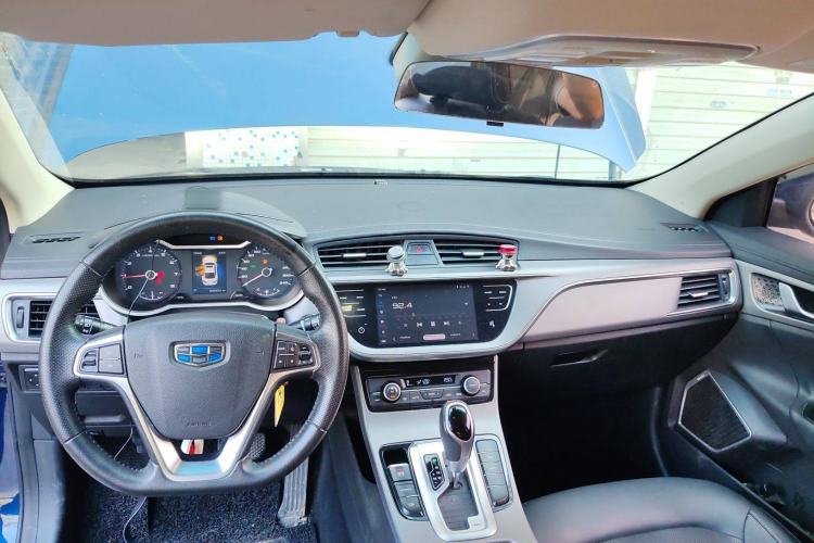 Used Geely Auto Emgrand GL 2017 1.8L DCT Elite Model Interior 2
