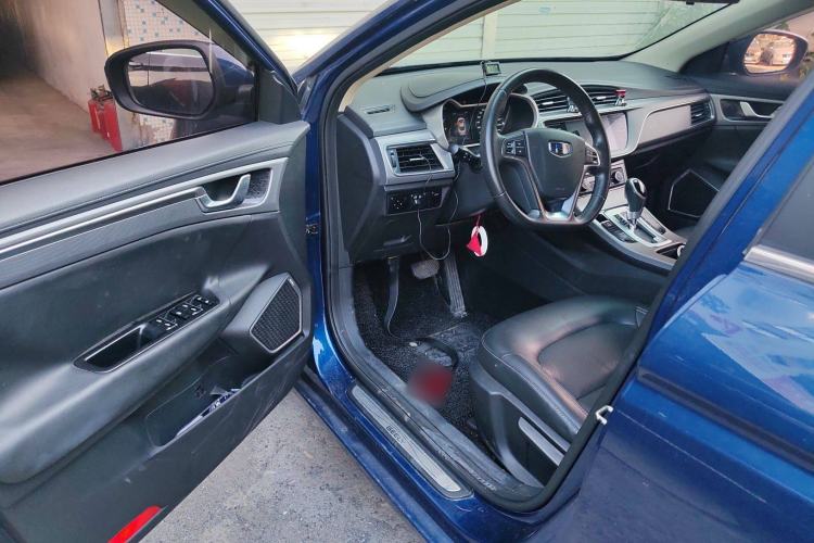 Used Geely Auto Emgrand GL 2017 1.8L DCT Elite Model Interior 3