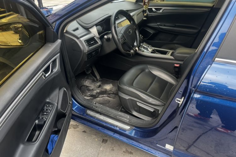 Used Geely Auto Emgrand GL 2017 1.8L DCT Elite Model Interior 3