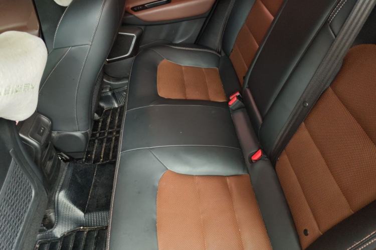 Used Geely Auto Emgrand GL 2017 1.3T DCT Luxury Model Left Rear Seat