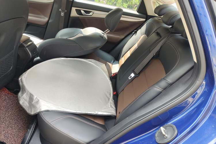 Used Geely Auto Emgrand GL 2017 1.3T DCT Luxury Model Left Rear Seat